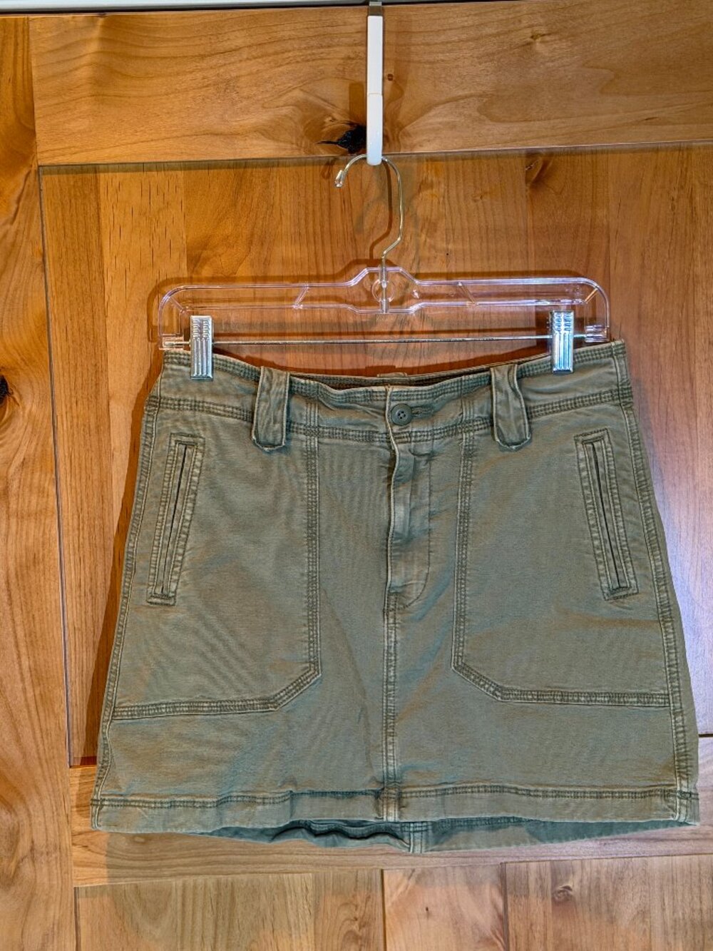 American Eagle High-Rise Olive Utility Mini Skirt Size 4